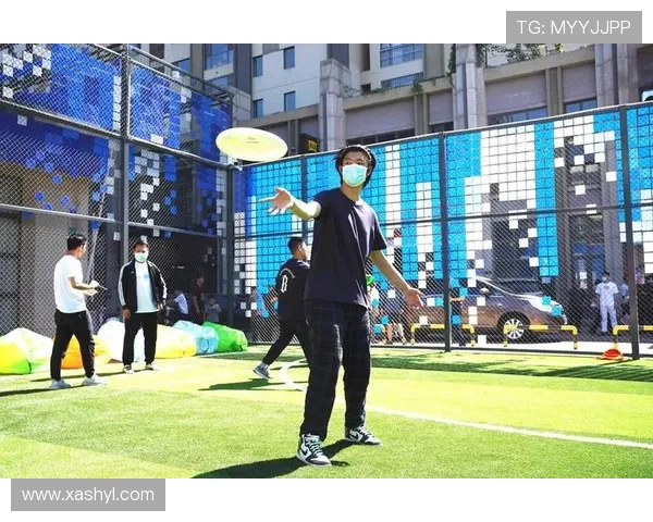 飞盘竞技的魅力与智慧:深入解析北京飞盘队的战术布局与训练秘诀